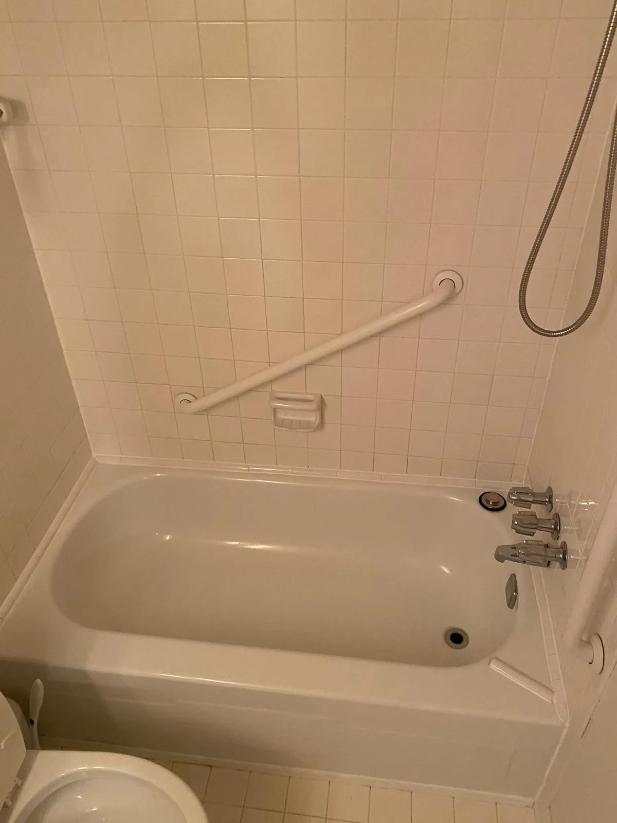 Bathroom Deep Cleaning in Arlington